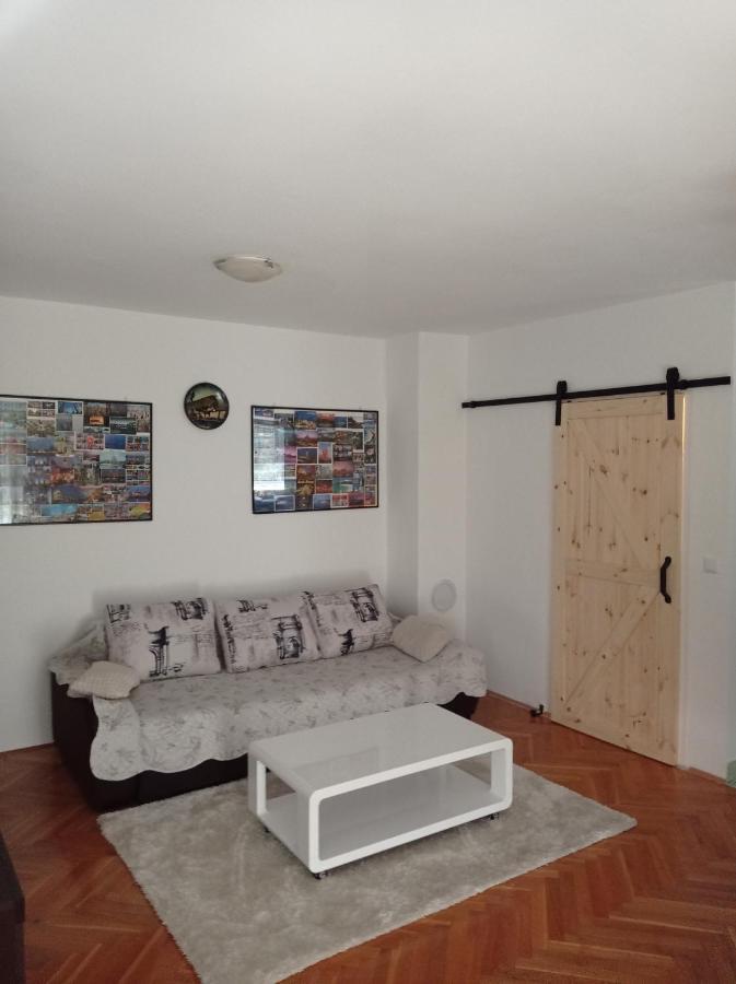 Apartman 4 Rijeka Buitenkant foto